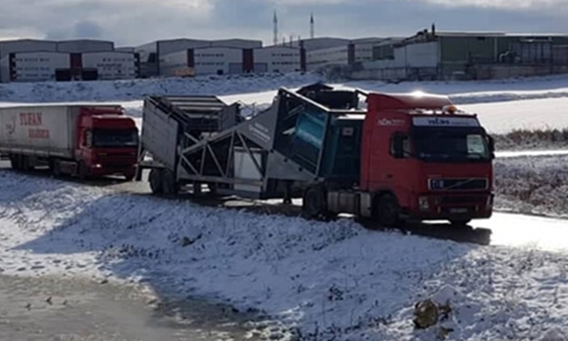 Мобильный бетонный завод CONSTMACH MOBILE 100 отправлен нашему клиенту в Польшу.