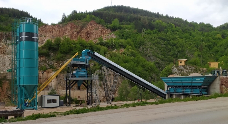 La centrale à béton fixe CONSTMACH STATIONARY 100 est mise en service pour notre client en Bosnie-Herzégovine.