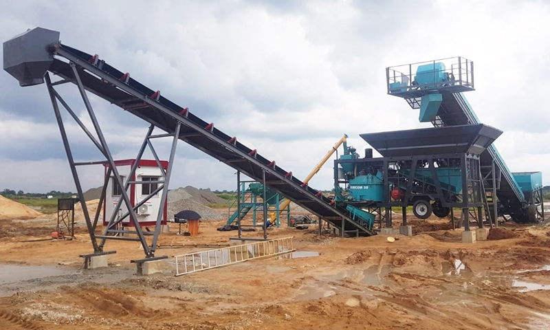 CONSTMACH MOBICOM 30, Mobile & Compact Concrete batching plant is taken into operation for our customer in Nigeria