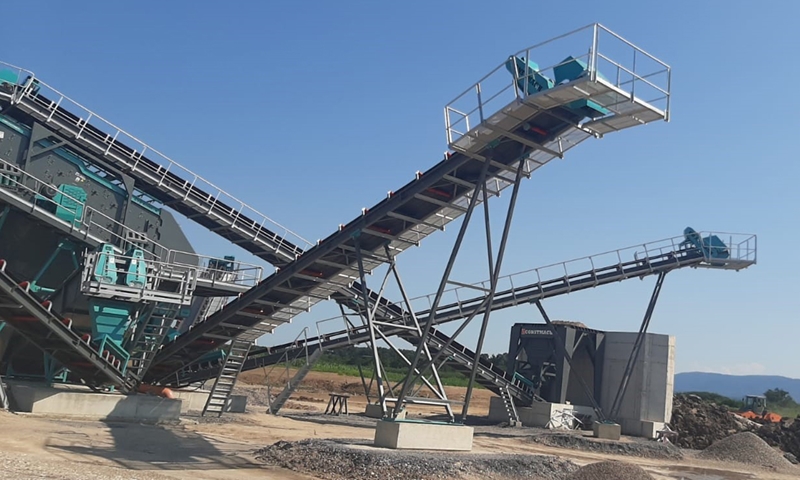 Se pone en funcionamiento la planta de lavado y cribado fija CONSTMACH de 250 tph de capacidad para nuestro cliente en Serbia