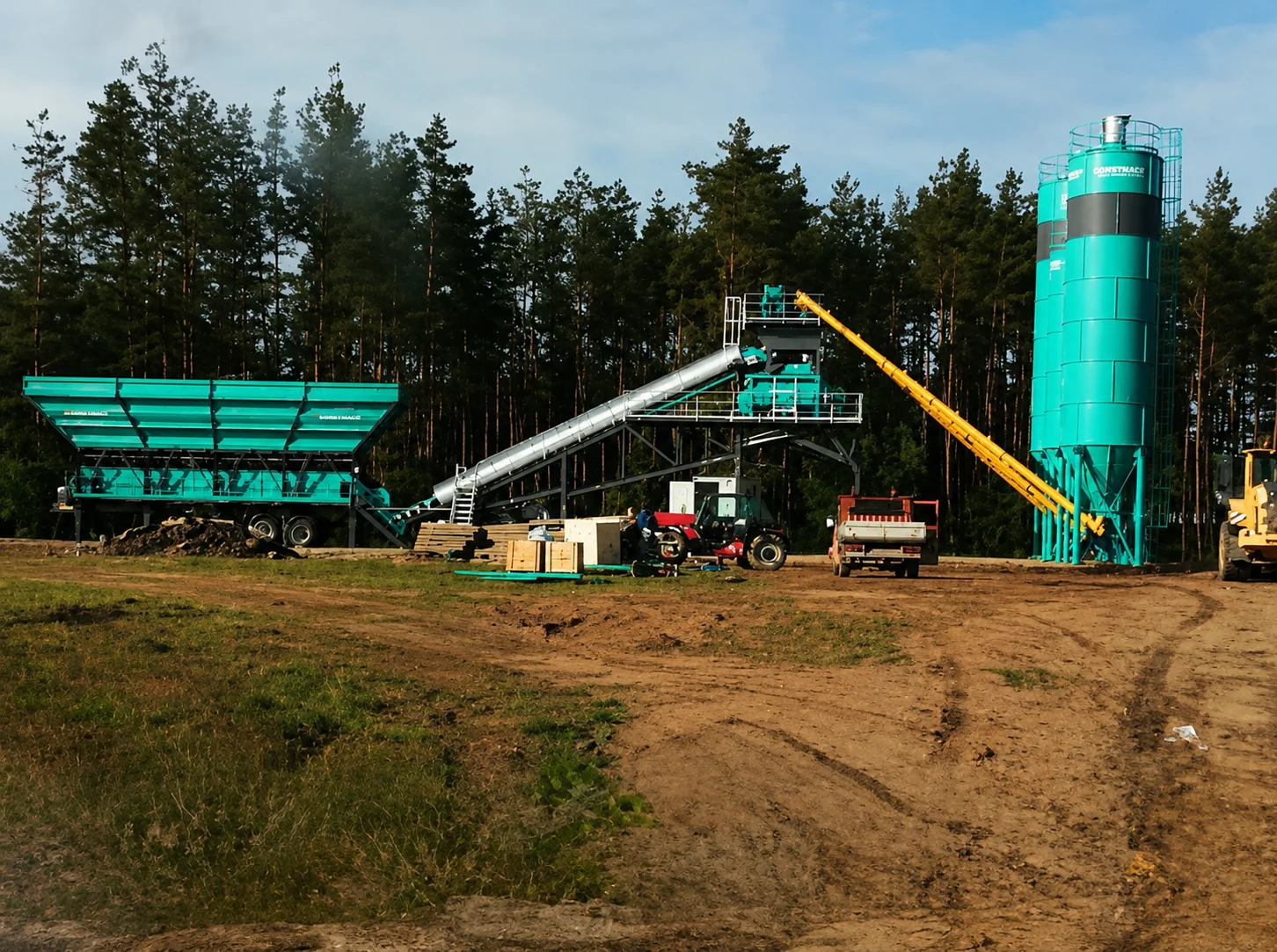 CONSTMACH Mobile 120 Concrete Batching Plant Successfully Commissioned in Poland