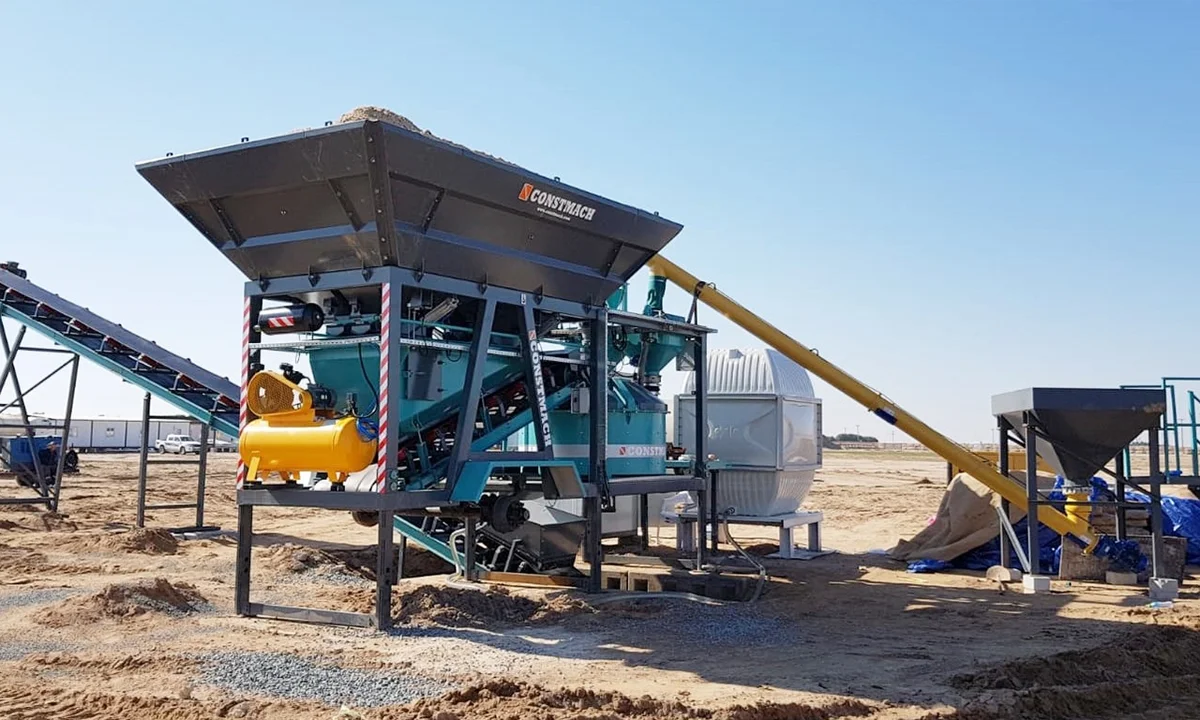 CONSTMACH Mobicom 30 Compact Concrete Batching Plant Shipped to Kuwait