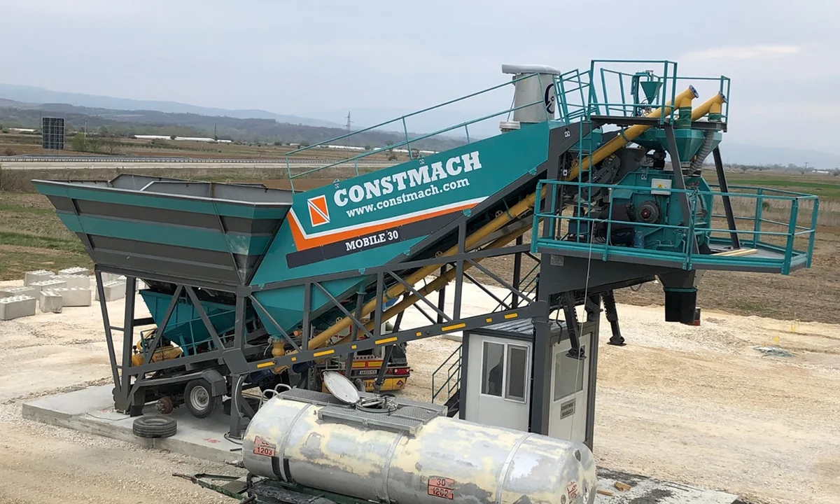 CONSTMACH Mobile 30 Concrete Batching Plant Now Operating in Serbia