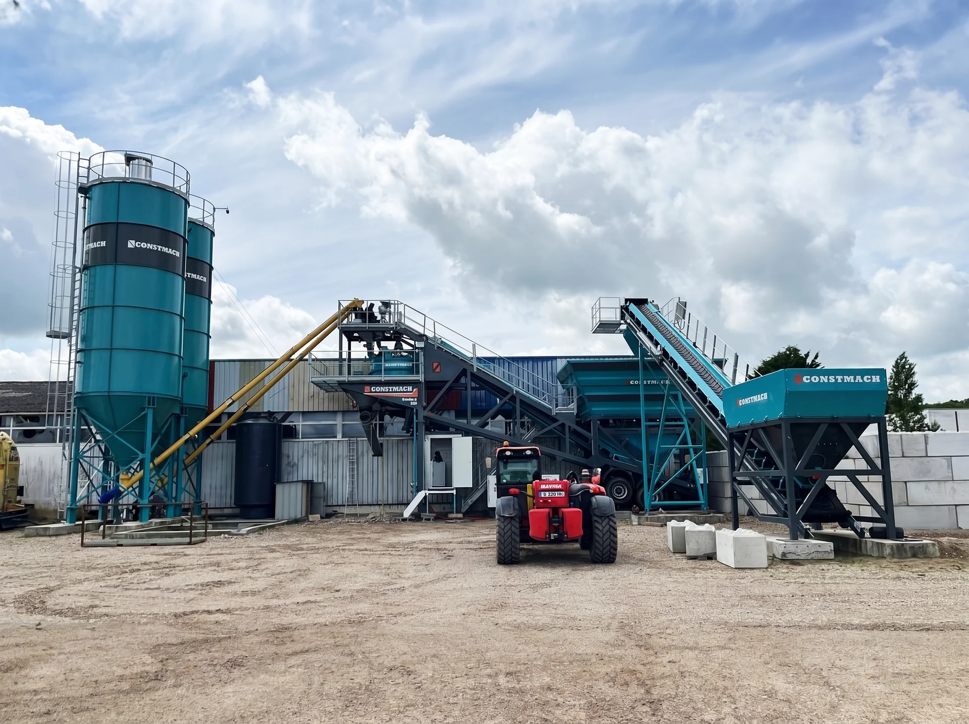 MOBILE 60 / BETONMISCHANLAGE — France Installationsreferenz