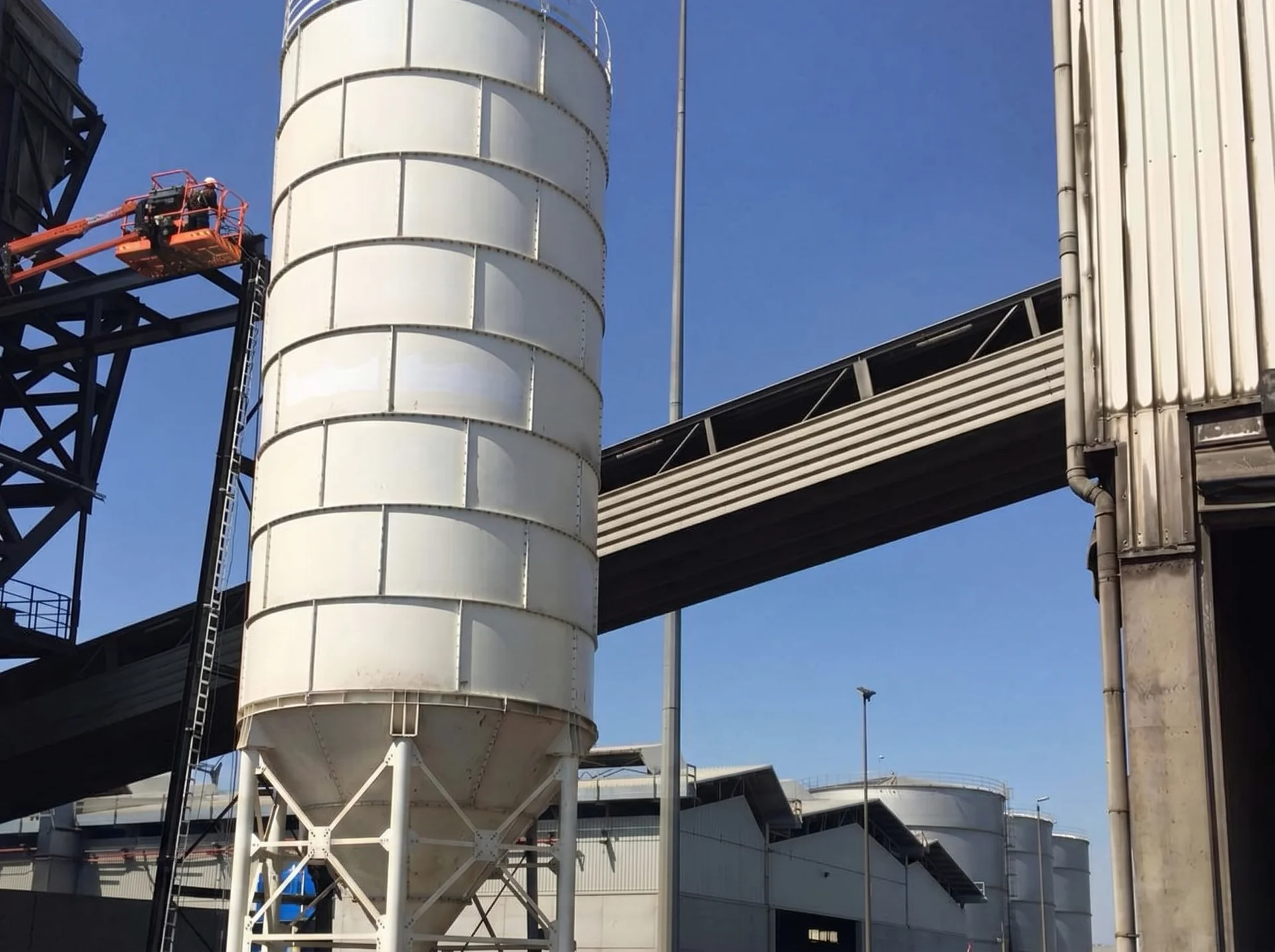 CS-500 / Zementsilo — Holland Installationsreferenz