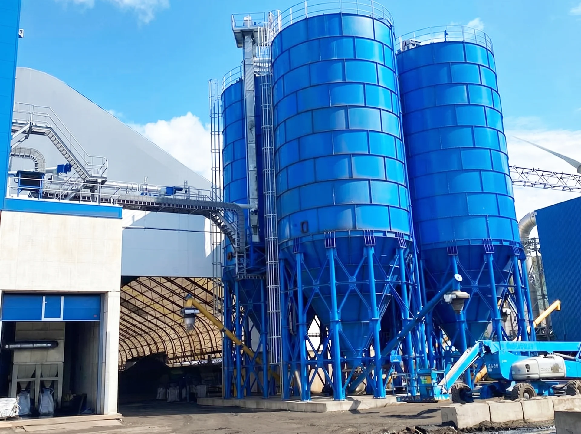 CS - 1000 / 4 Einheiten Zementsilo mit 1000 Tonnen Kapazität — Netherlands Installationsreferenz