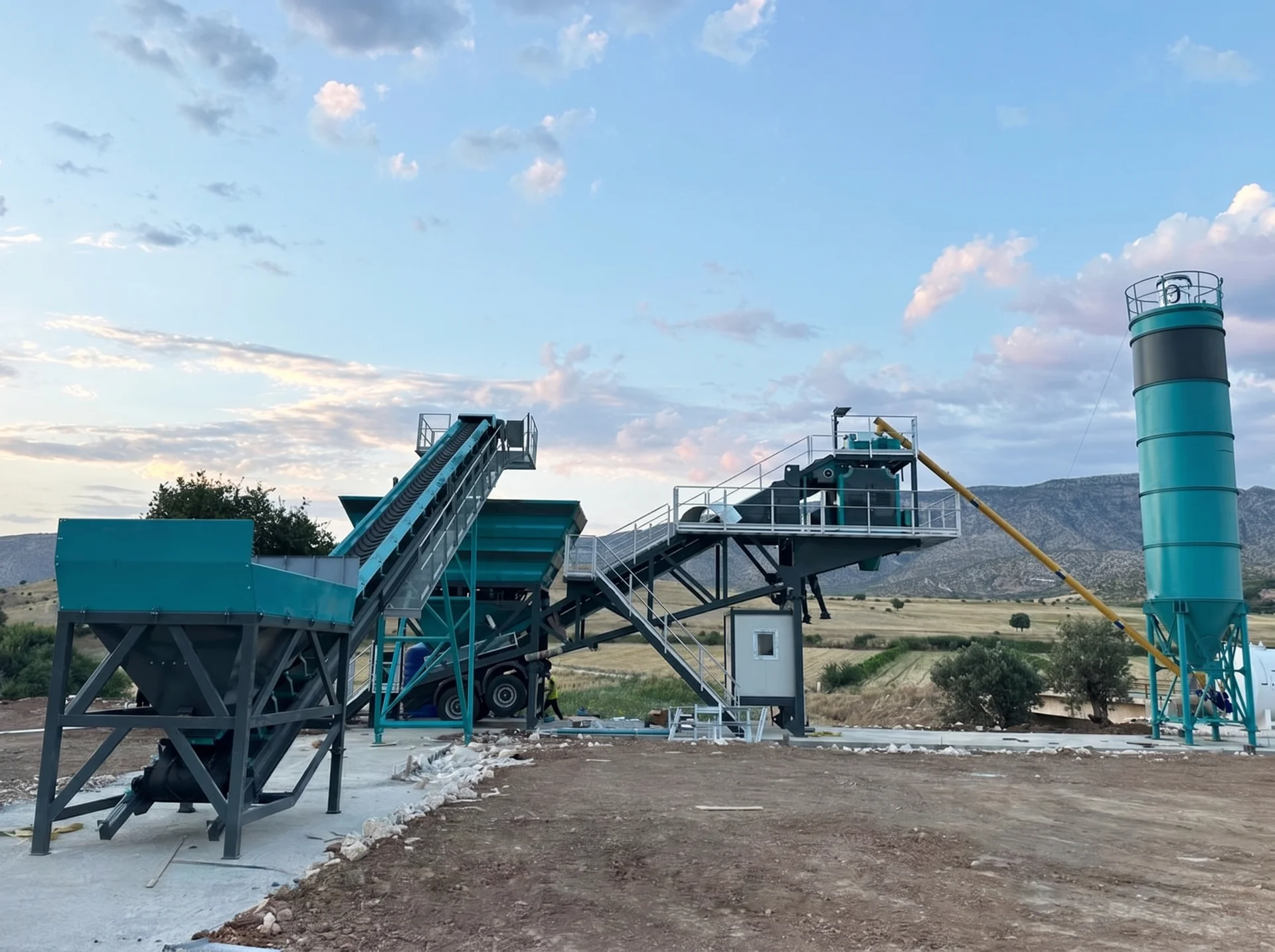 MOBILE 60 / BETONMISCHANLAGE — Turkey Installationsreferenz
