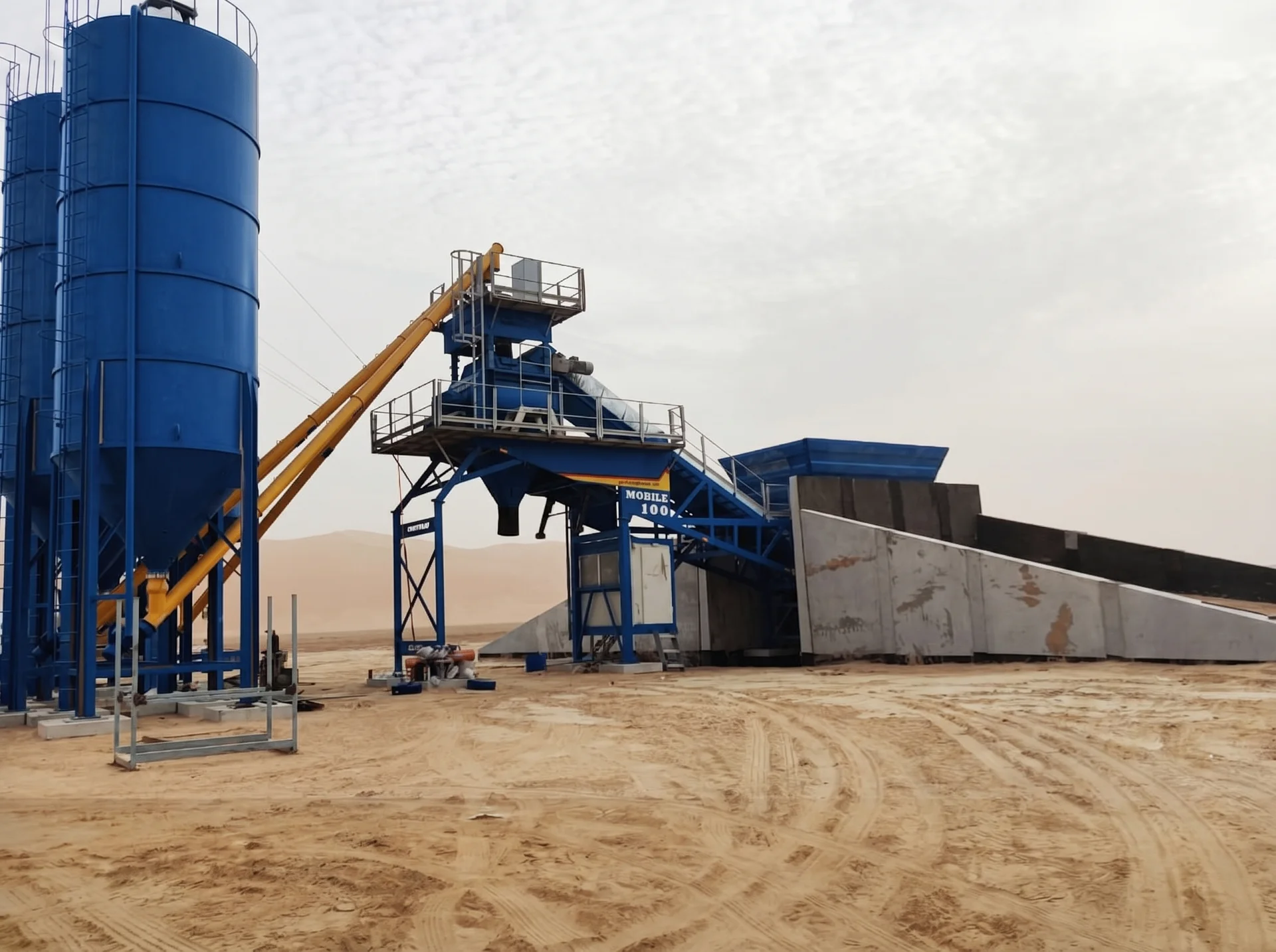 MOBILE 100 / BETONMISCHANLAGE — Vereinigte Arabische Emirate Installationsreferenz