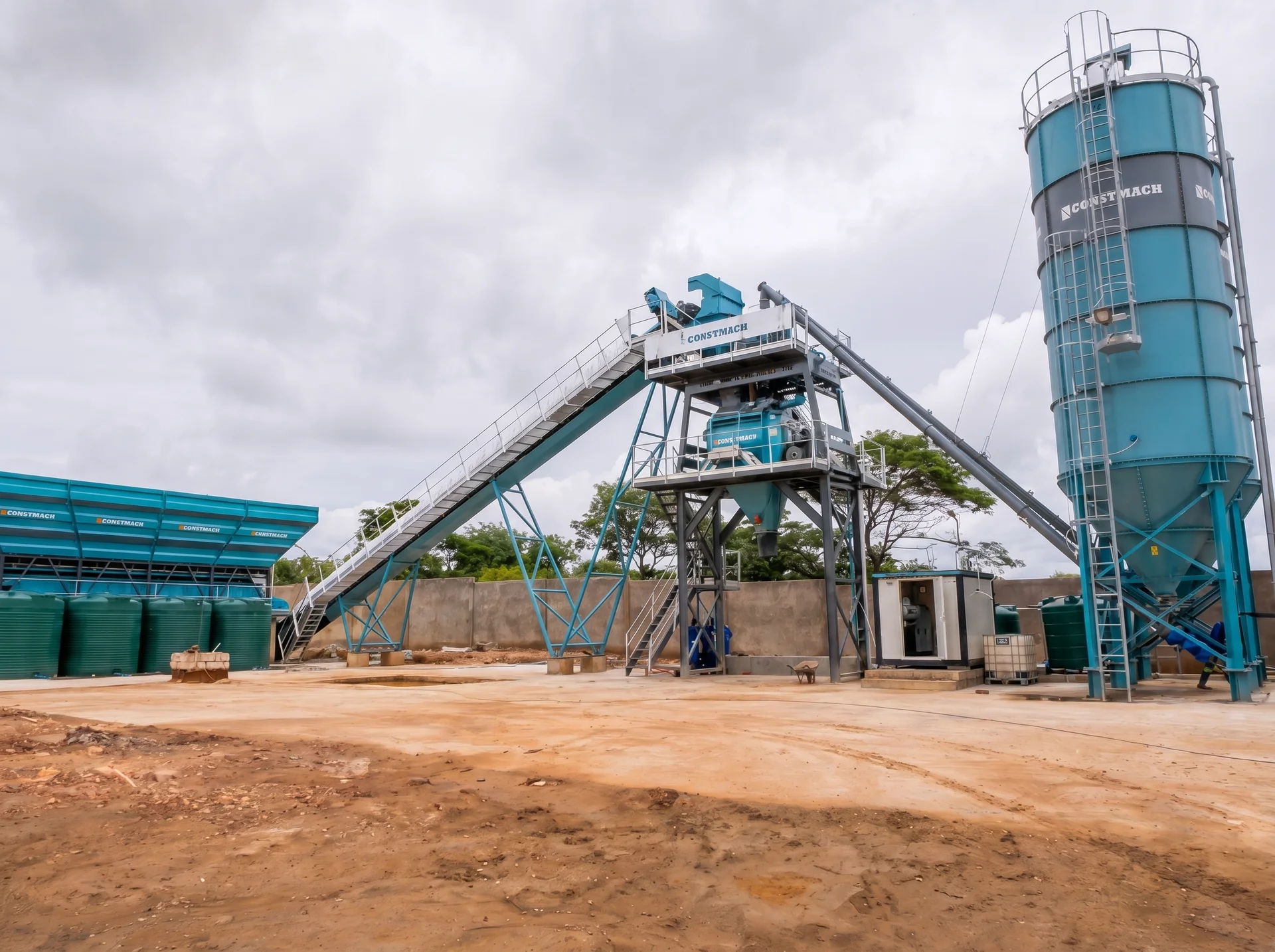 STATIONARY 100 / BETONMISCHANLAGE — Zambia Installationsreferenz